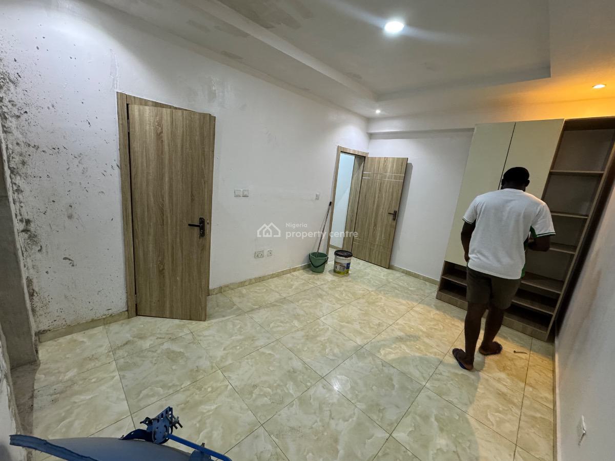 a Spacious Room Bq with Private Space to Cook, 10 Minutes to Eko Hotel, Ikate, Lekki, Lagos, Self Contain (single Rooms) for Rent