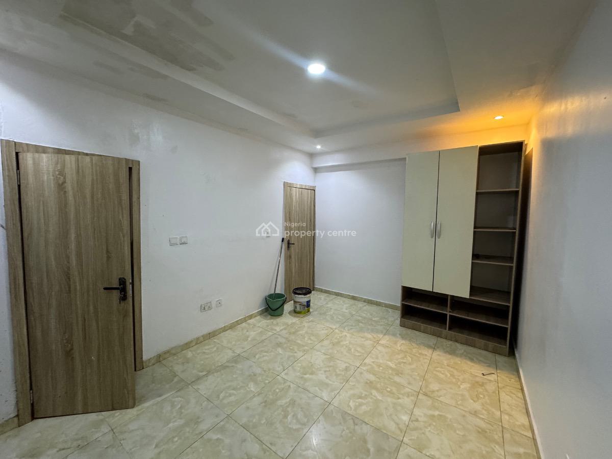 a Spacious Room Bq with Private Space to Cook, 10 Minutes to Eko Hotel, Ikate, Lekki, Lagos, Self Contain (single Rooms) for Rent