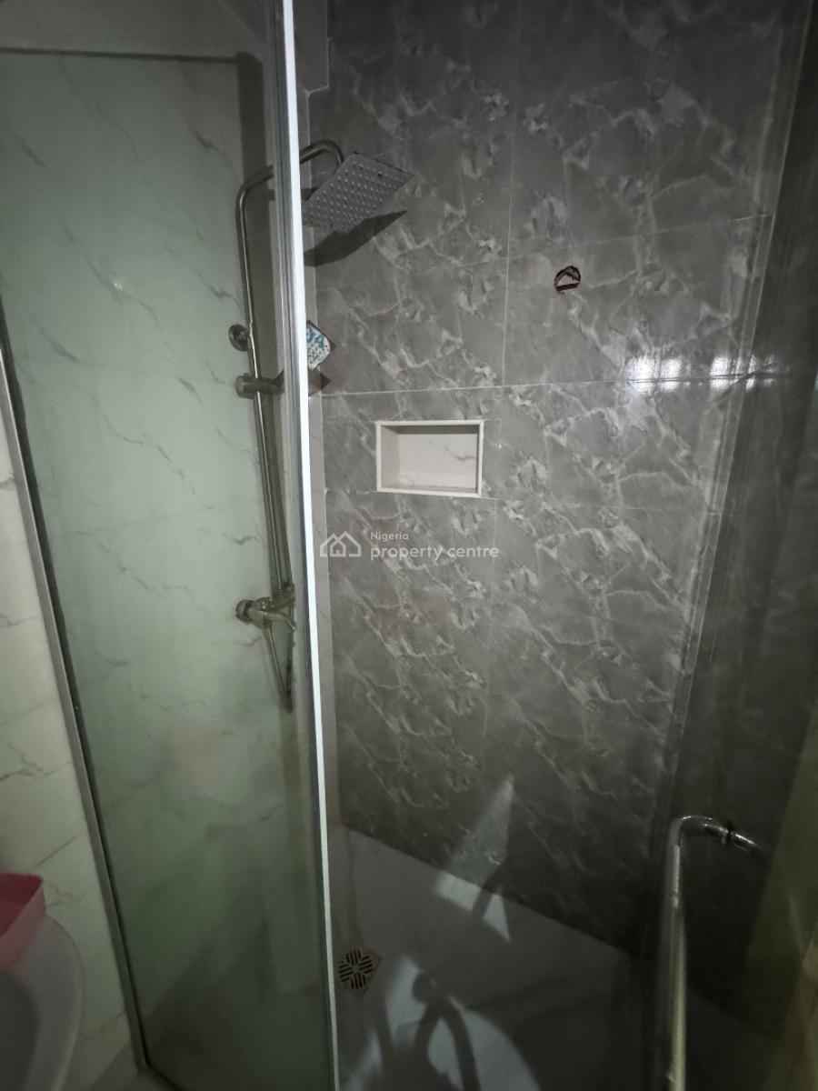 a Spacious Room Bq with Private Space to Cook, 10 Minutes to Eko Hotel, Ikate, Lekki, Lagos, Self Contain (single Rooms) for Rent