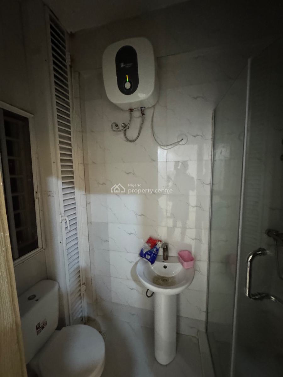 a Spacious Room Bq with Private Space to Cook, 10 Minutes to Eko Hotel, Ikate, Lekki, Lagos, Self Contain (single Rooms) for Rent