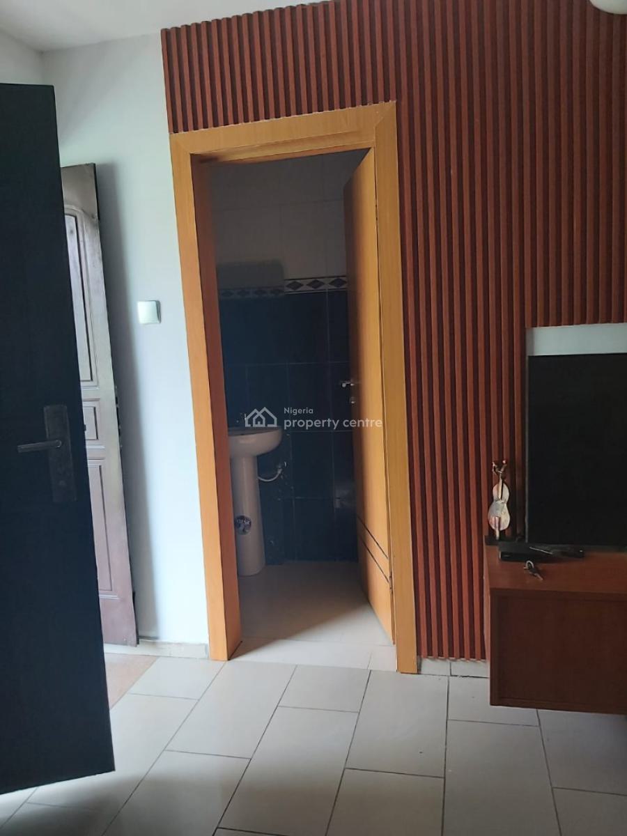 Executive Standard 4 Bedroom Flat, Gbagada, Lagos, Flat / Apartment for Rent