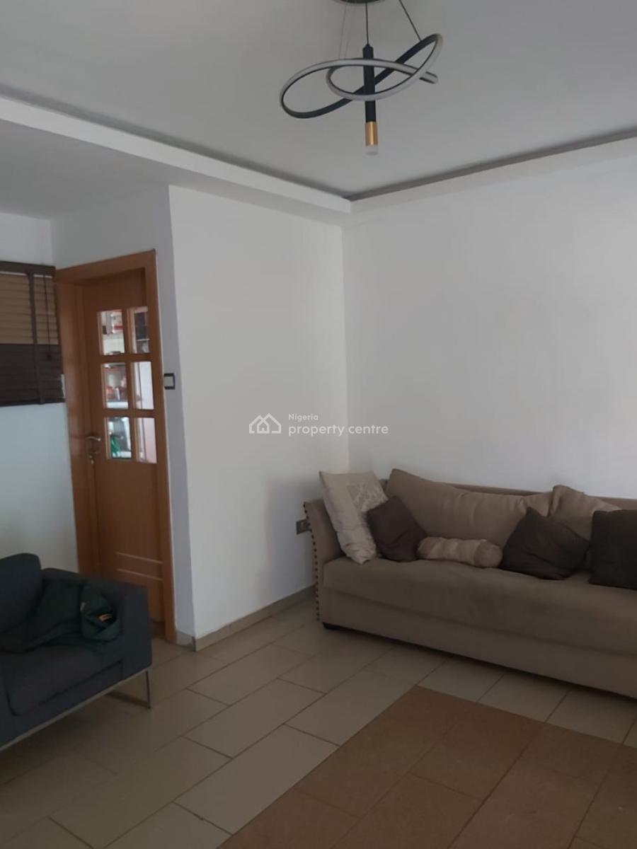 Executive Standard 4 Bedroom Flat, Gbagada, Lagos, Flat / Apartment for Rent