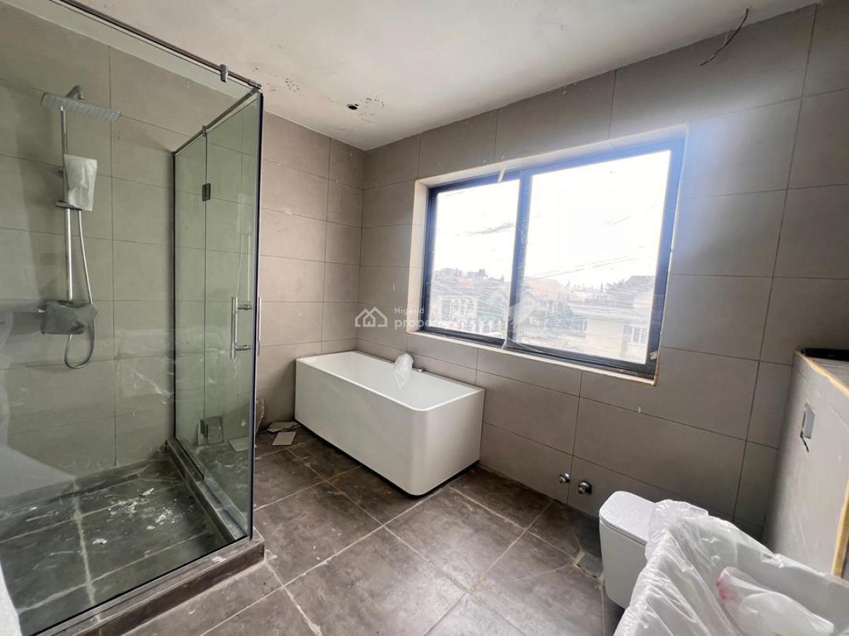 5 Bedroom Fully Detached House with All Rooms En-suite., Ikoyi, Lagos, Detached Duplex for Sale