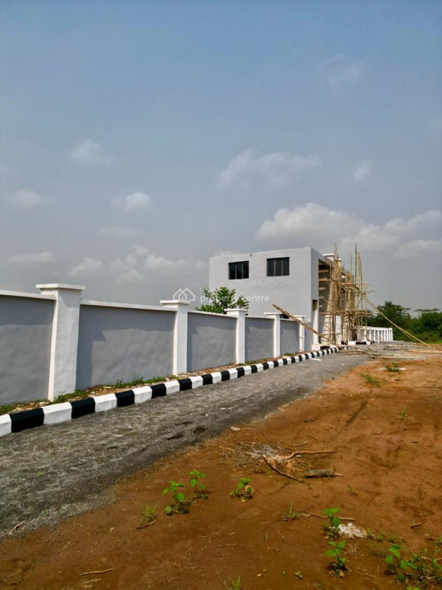 Own The Most Affordable Dry Land, Surrounded with Great Developments., Deposit N500,000 & Spread Bal,ikorodu Shagamu Road, Agbowa, Ikorodu., Ikorodu, Lagos, Mixed-use Land for Sale