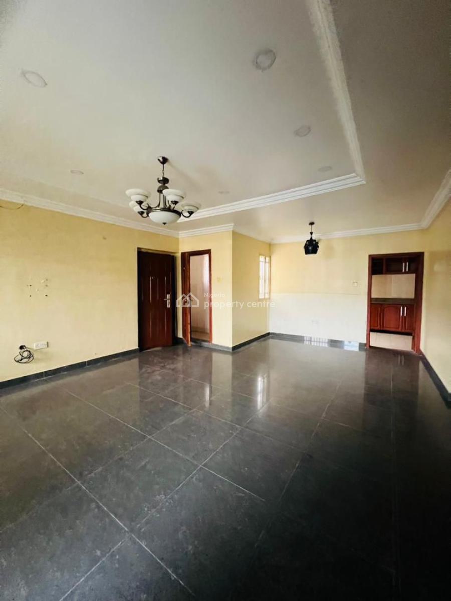 Distress 3 Bedroom Apartment, Adeniyi Jones, Ikeja, Lagos, Block of Flats for Sale