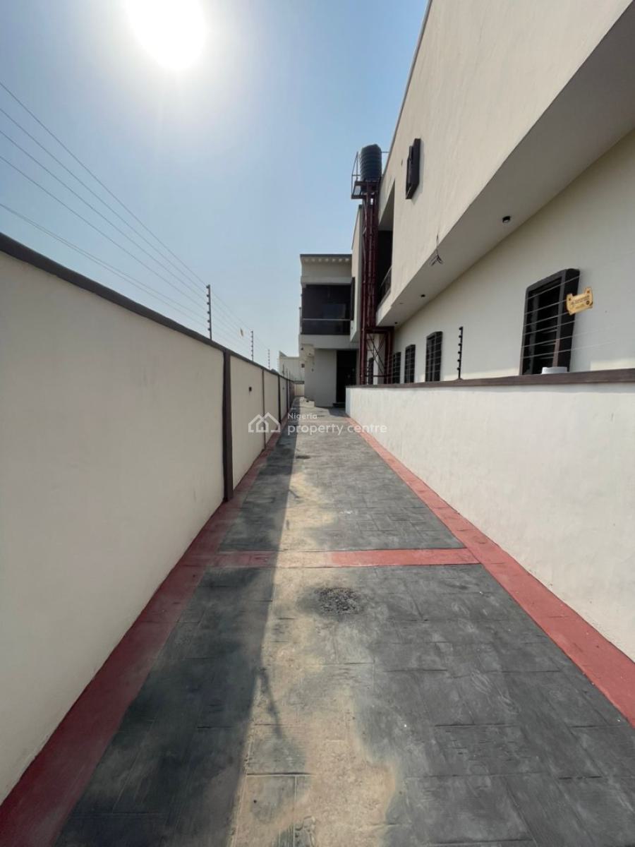 4 Bedroom Fully Detached / Semi Detached Duplex, Ajah, Lagos, House for Sale
