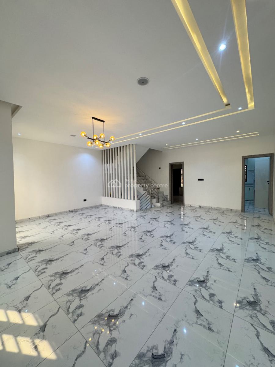 Stunning Four (4) Bedroom Terraced Duplex, Lekki Phase 1, Lekki, Lagos, Terraced Duplex for Sale