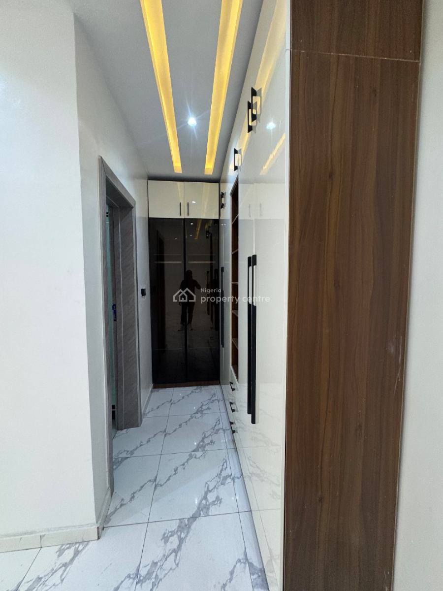Stunning Four (4) Bedroom Terraced Duplex, Lekki Phase 1, Lekki, Lagos, Terraced Duplex for Sale
