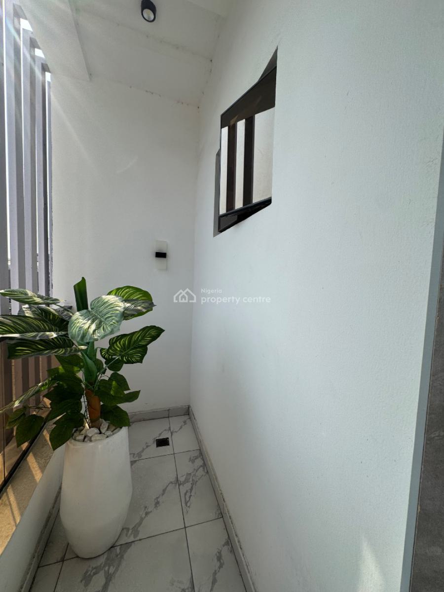 Stunning Four (4) Bedroom Terraced Duplex, Lekki Phase 1, Lekki, Lagos, Terraced Duplex for Sale