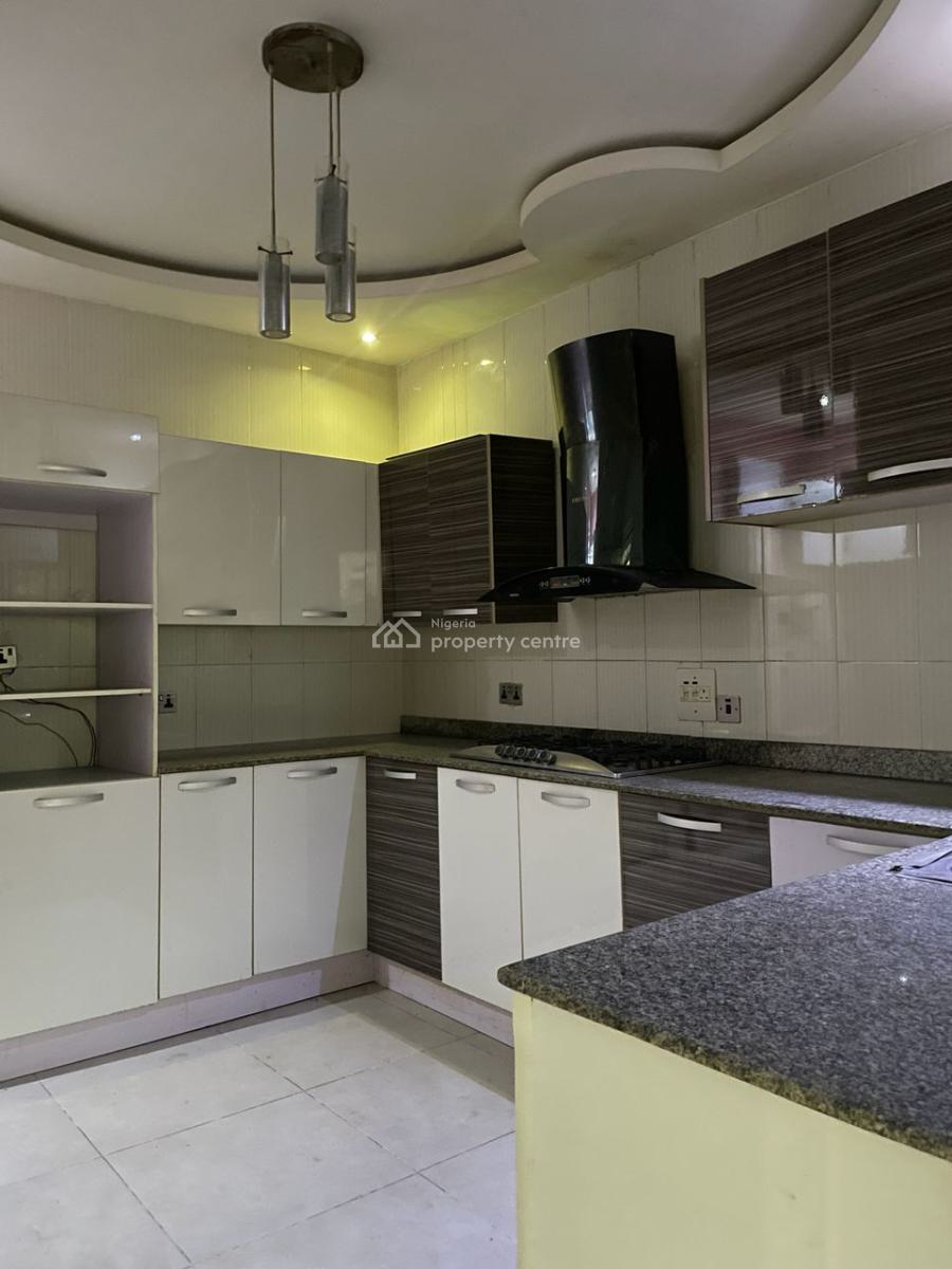 Spacious Finished 4 Bedroom Terraced Serviced Duplex, Chevron Drive Estate, Lekki, Lagos, Terraced Duplex for Rent