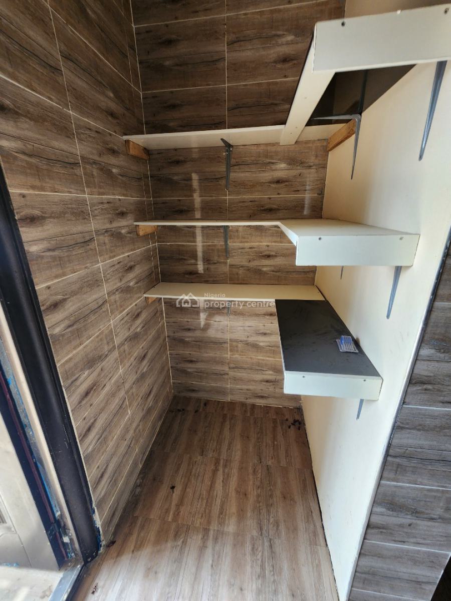 Luxury Two Bedroom Block of Flat, News Engineering, Dawaki, Gwarinpa, Abuja, Flat / Apartment for Rent