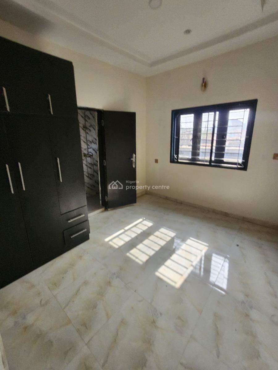 Luxury Two Bedroom Block of Flat, News Engineering, Dawaki, Gwarinpa, Abuja, Flat / Apartment for Rent