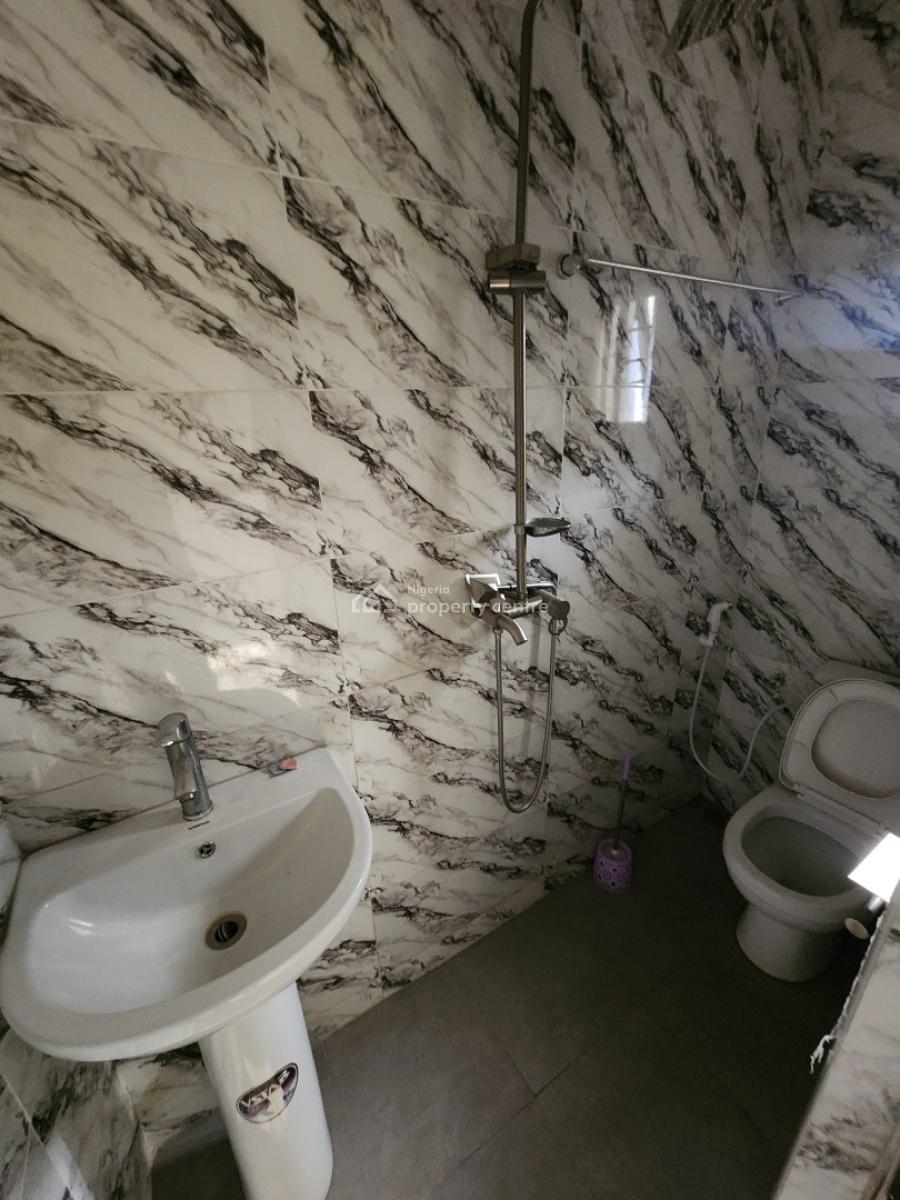 Luxury Two Bedroom Block of Flat, News Engineering, Dawaki, Gwarinpa, Abuja, Flat / Apartment for Rent