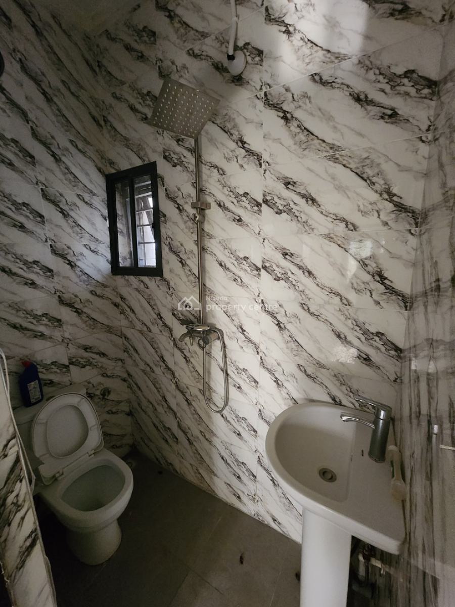 Luxury Two Bedroom Block of Flat, News Engineering, Dawaki, Gwarinpa, Abuja, Flat / Apartment for Rent