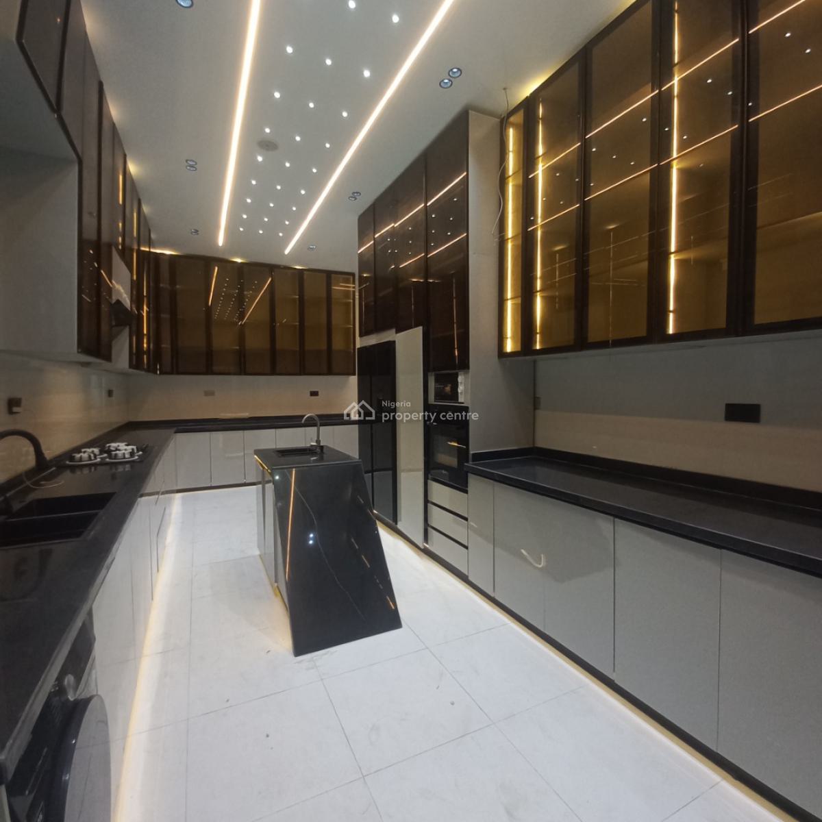 Lovely 5 Bedroom Detached Duplex with Pool and Bq, Chevron, Lekki, Lagos, Detached Duplex for Sale