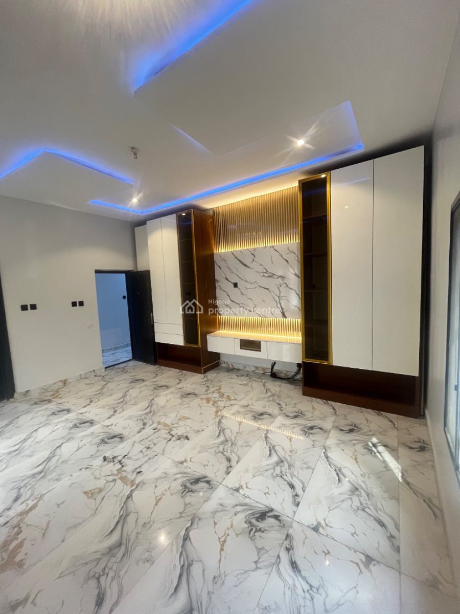 7 Bedroom Luxury Residence in Guzape Hills, Guzape Hills, Guzape District, Abuja, Detached Duplex for Sale