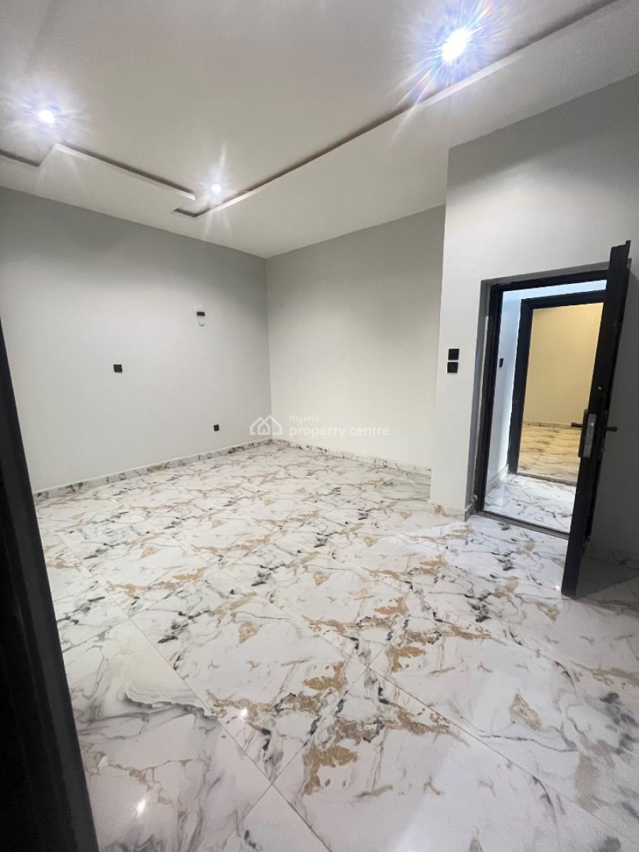 7 Bedroom Luxury Residence in Guzape Hills, Guzape Hills, Guzape District, Abuja, Detached Duplex for Sale