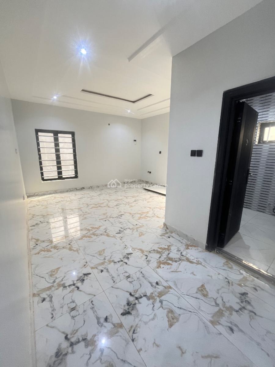 7 Bedroom Luxury Residence in Guzape Hills, Guzape Hills, Guzape District, Abuja, Detached Duplex for Sale