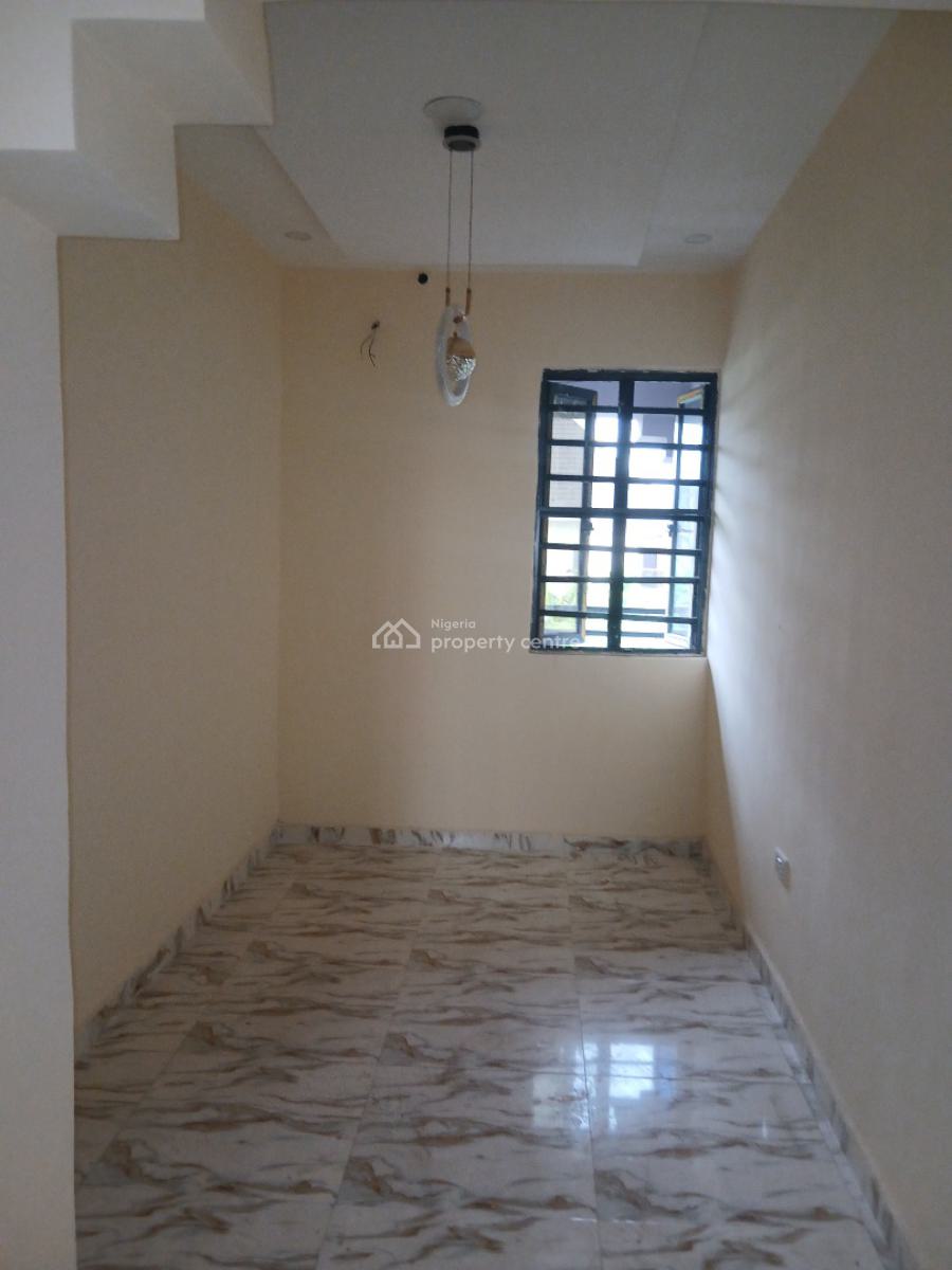2 Bedrooms Flat, Victory Estate, Ogombo, Ajah, Lagos, House for Rent