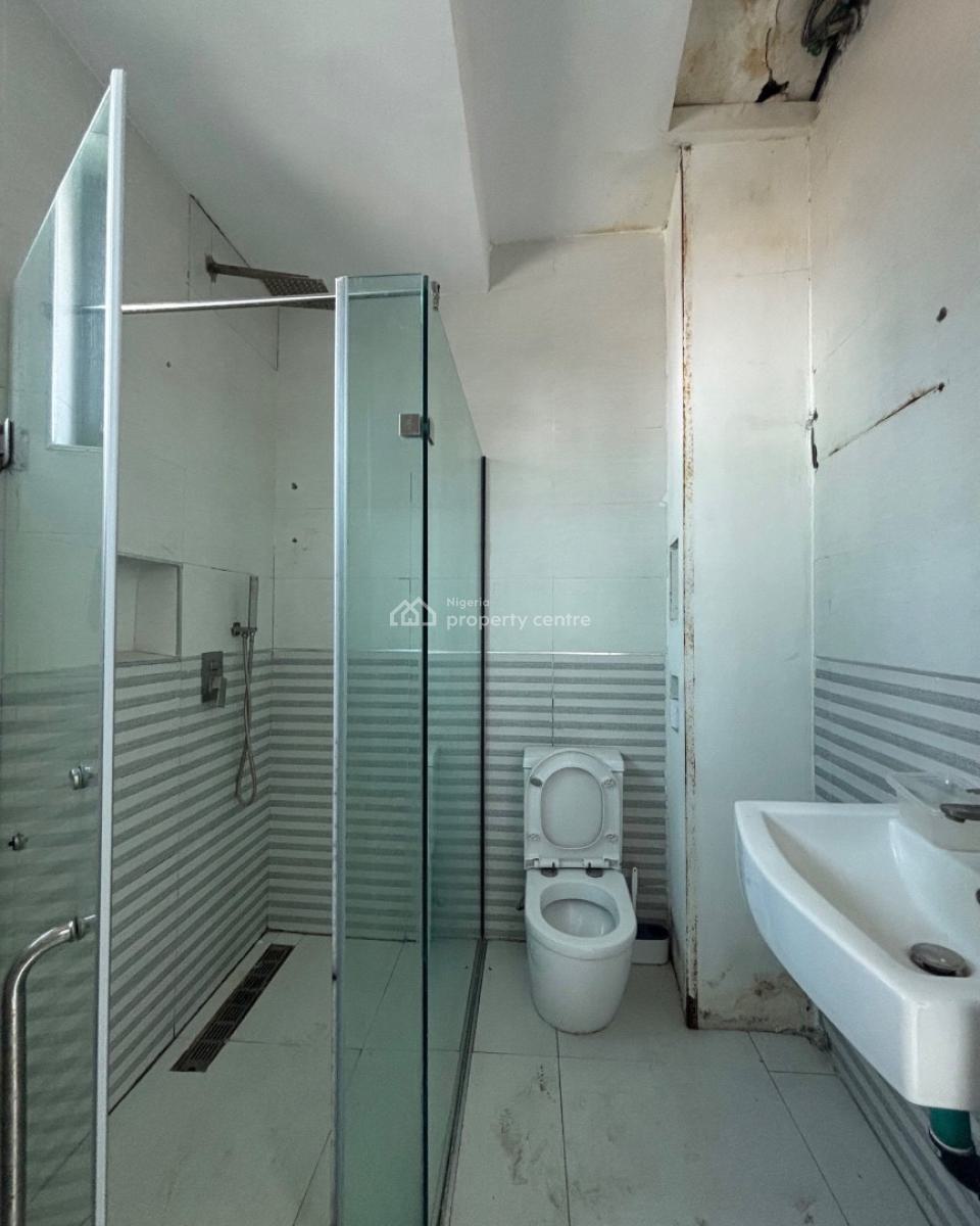 Serviced 2 Bedroom Apartment with Bq, Ologolo, Lekki, Lagos, Flat / Apartment for Rent