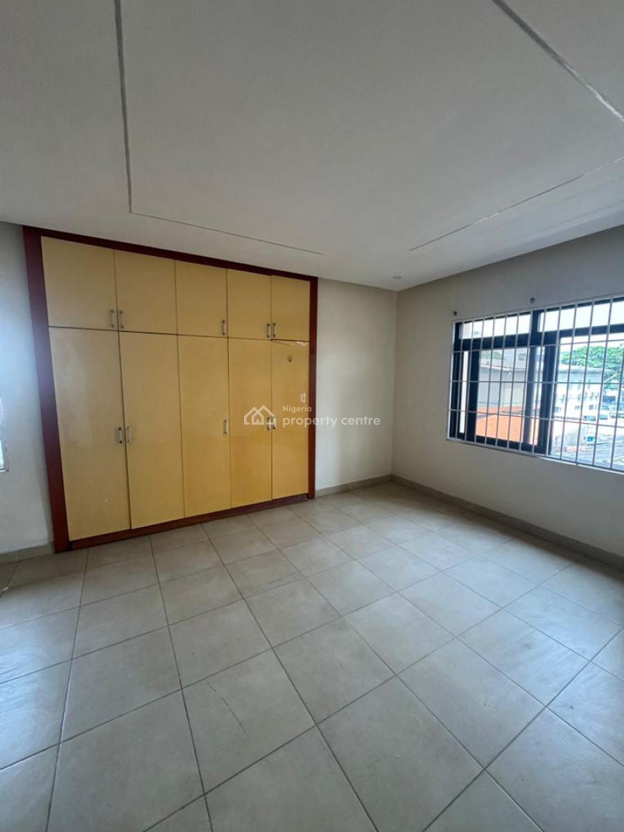 3-bedroom Apartment with Study & Bq-- Victoria Island, Victoria Island (vi), Lagos, Flat / Apartment for Rent