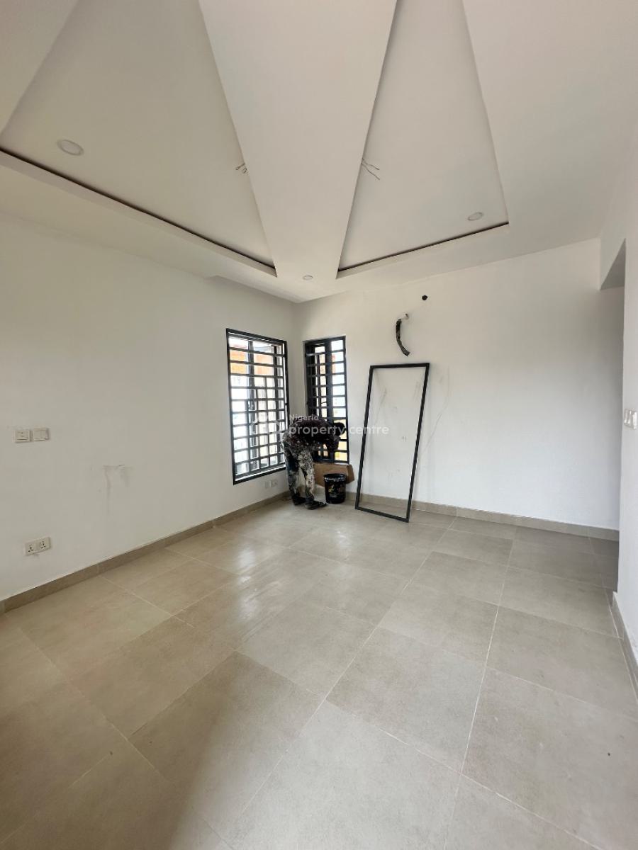 4bedroom Apartment with Bq & Elevator, Lekki Phase 1, Lekki, Lagos, Flat / Apartment for Sale