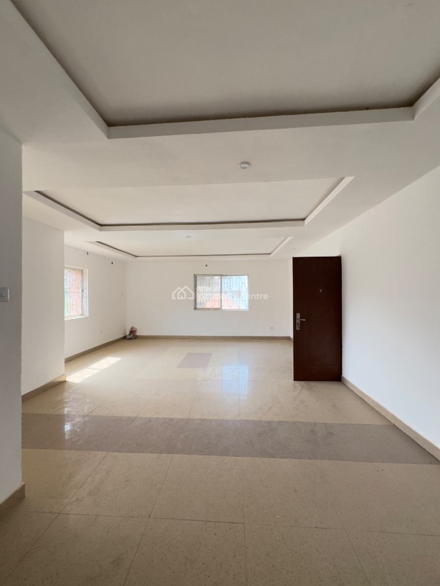 Neatly Renovated 3 Bedrooms Flat, Zone 1, Wuse, Abuja, Flat / Apartment for Rent