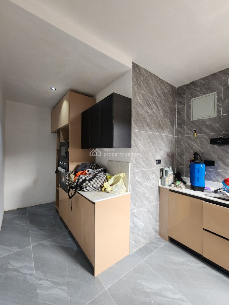 Lovely 2 Bedroom Apartment with Bq in a Secured Estate, Ikate, Lekki, Lagos, Flat / Apartment for Sale