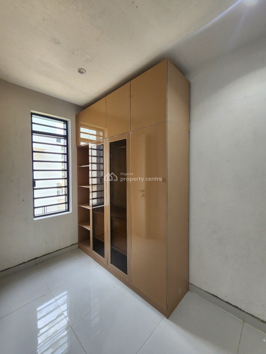 Lovely 2 Bedroom Apartment with Bq in a Secured Estate, Ikate, Lekki, Lagos, Flat / Apartment for Sale