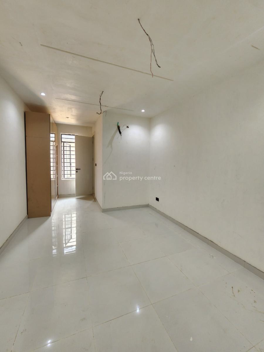 Lovely 2 Bedroom Apartment with Bq in a Secured Estate, Ikate, Lekki, Lagos, Flat / Apartment for Sale