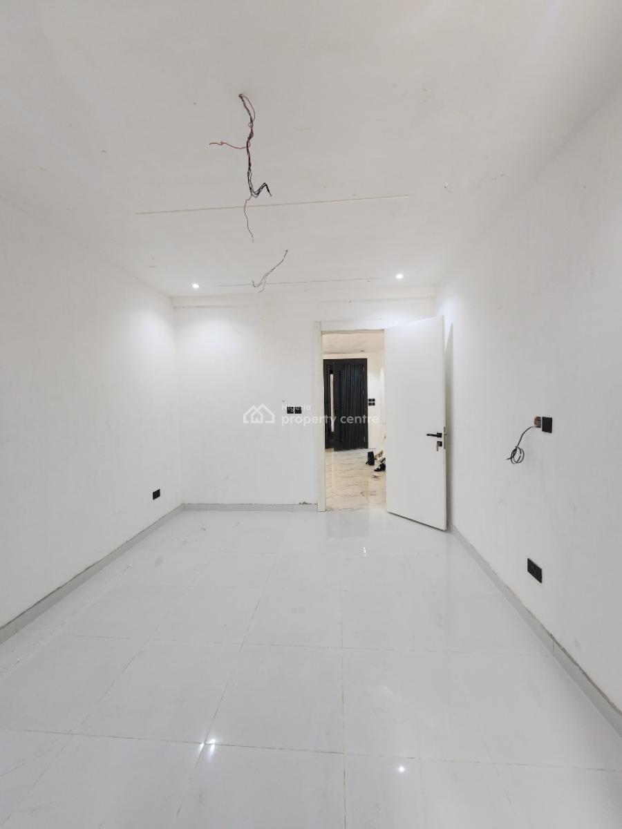 Lovely 2 Bedroom Apartment with Bq in a Secured Estate, Ikate, Lekki, Lagos, Flat / Apartment for Sale