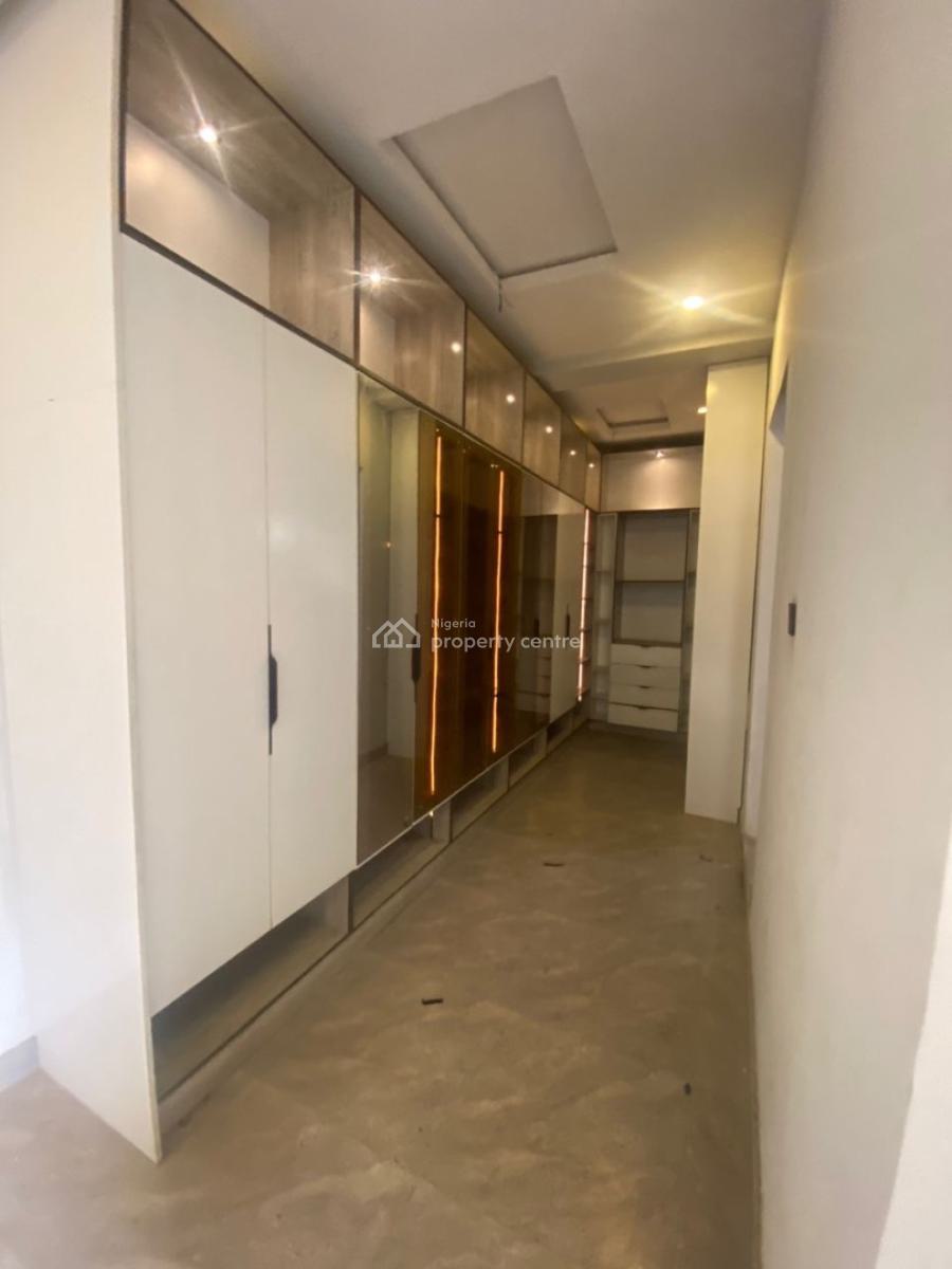 4 Bedroom Maisonette Apartment with a Pool and Gym, Ikate, Lekki, Lagos, Flat / Apartment for Sale