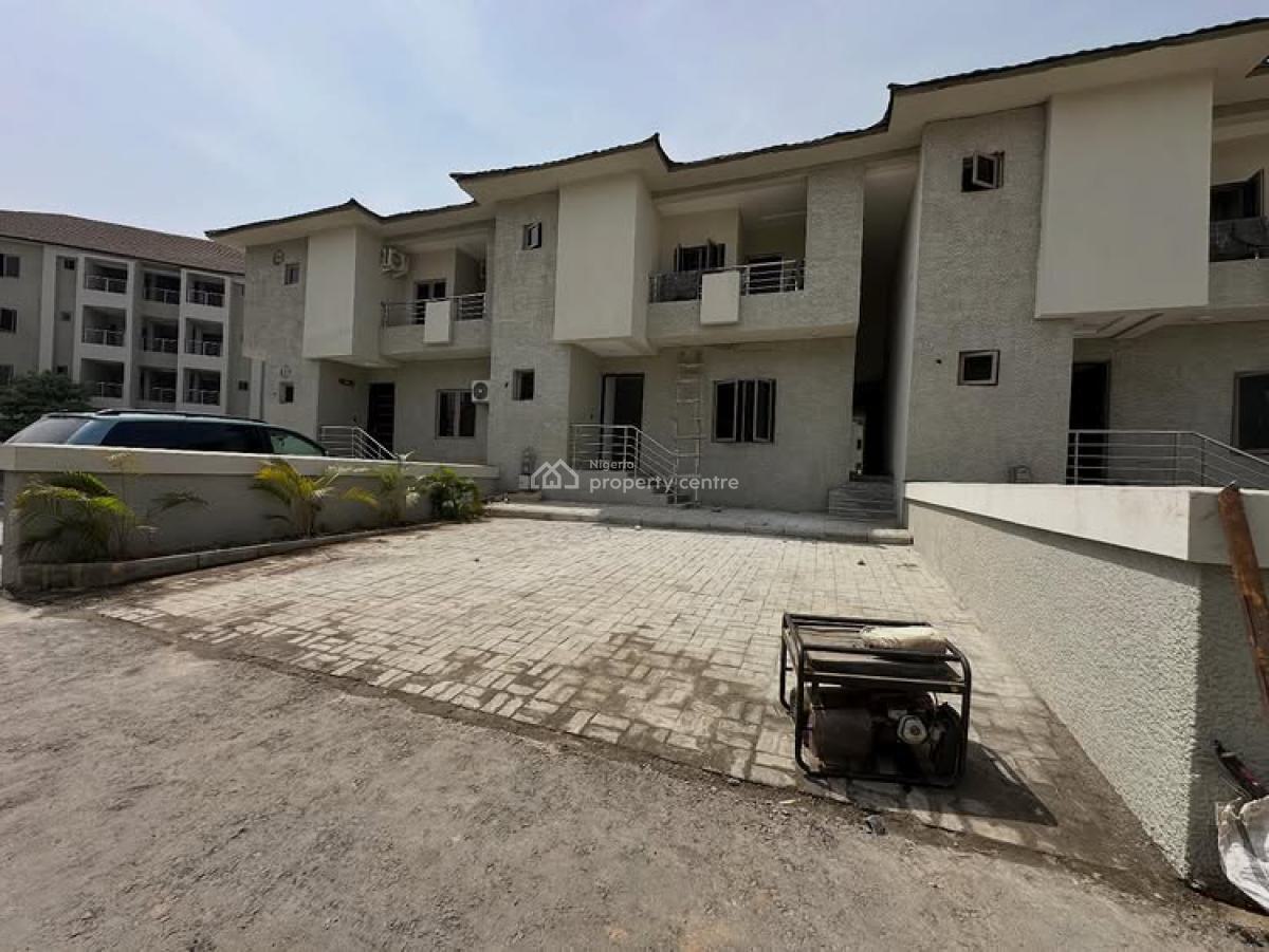 Pristine 3bedroom Semidetached Duplex with 2 Living Room and a Bq, Idu Industrial, Abuja, Semi-detached Duplex for Sale