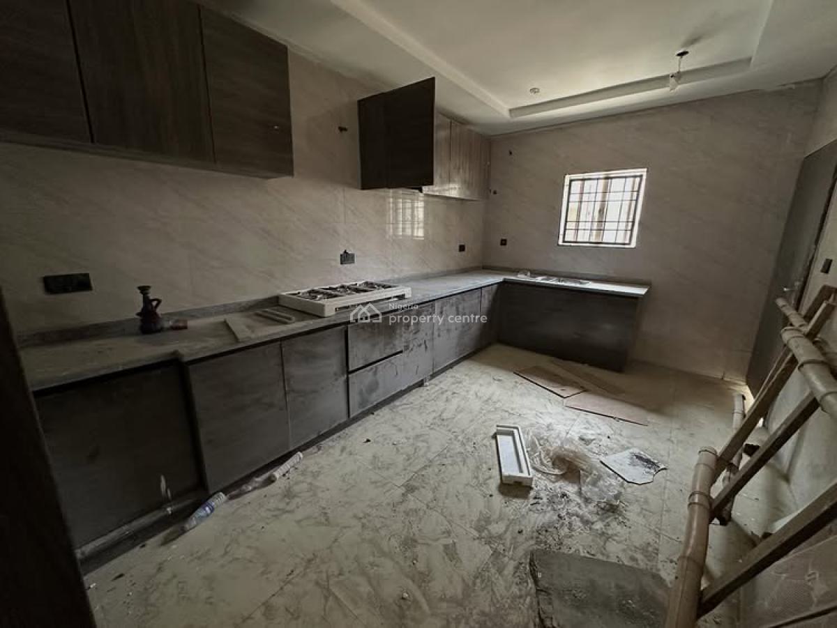 Pristine 3bedroom Semidetached Duplex with 2 Living Room and a Bq, Idu Industrial, Abuja, Semi-detached Duplex for Sale