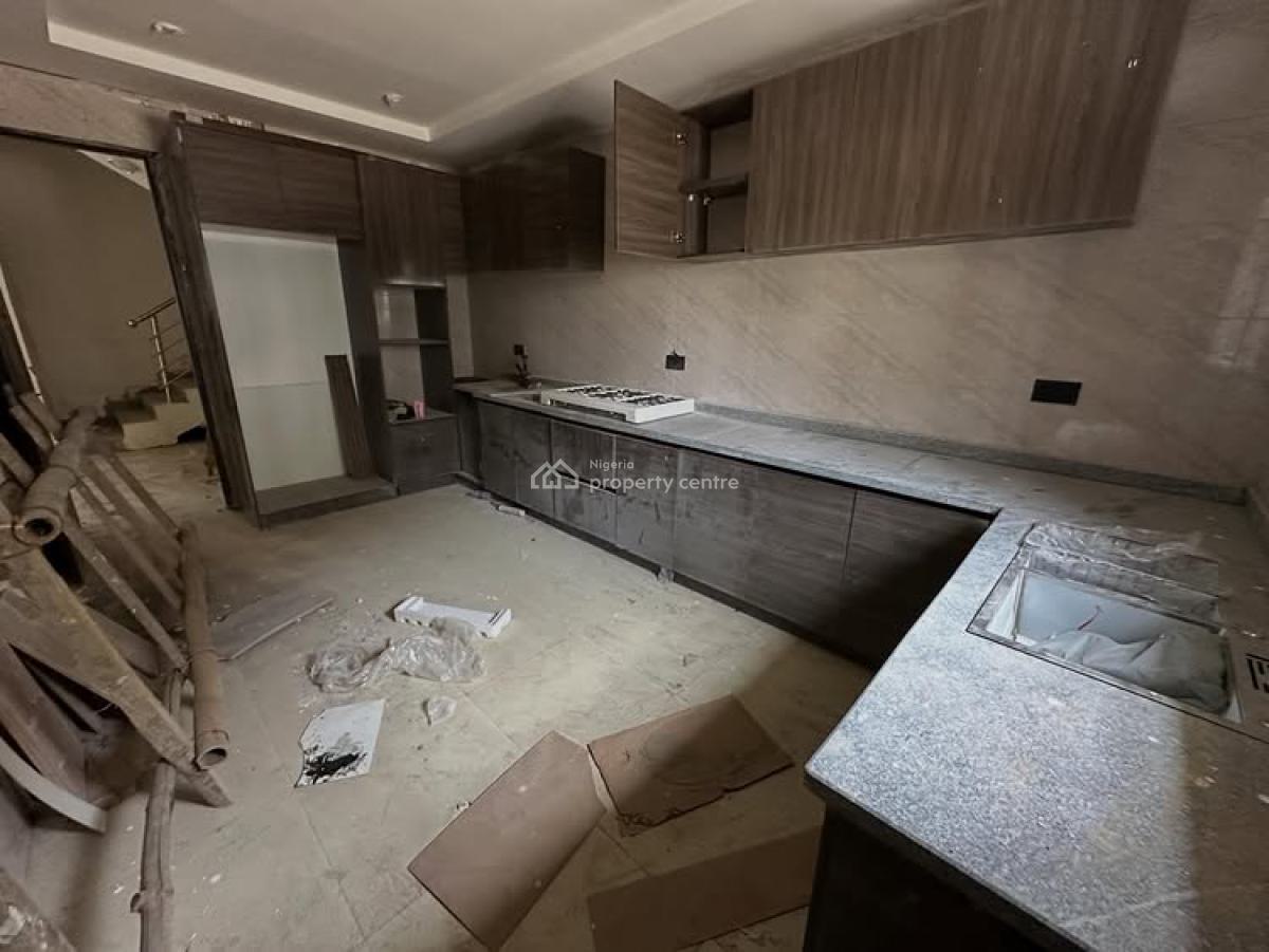 Pristine 3bedroom Semidetached Duplex with 2 Living Room and a Bq, Idu Industrial, Abuja, Semi-detached Duplex for Sale