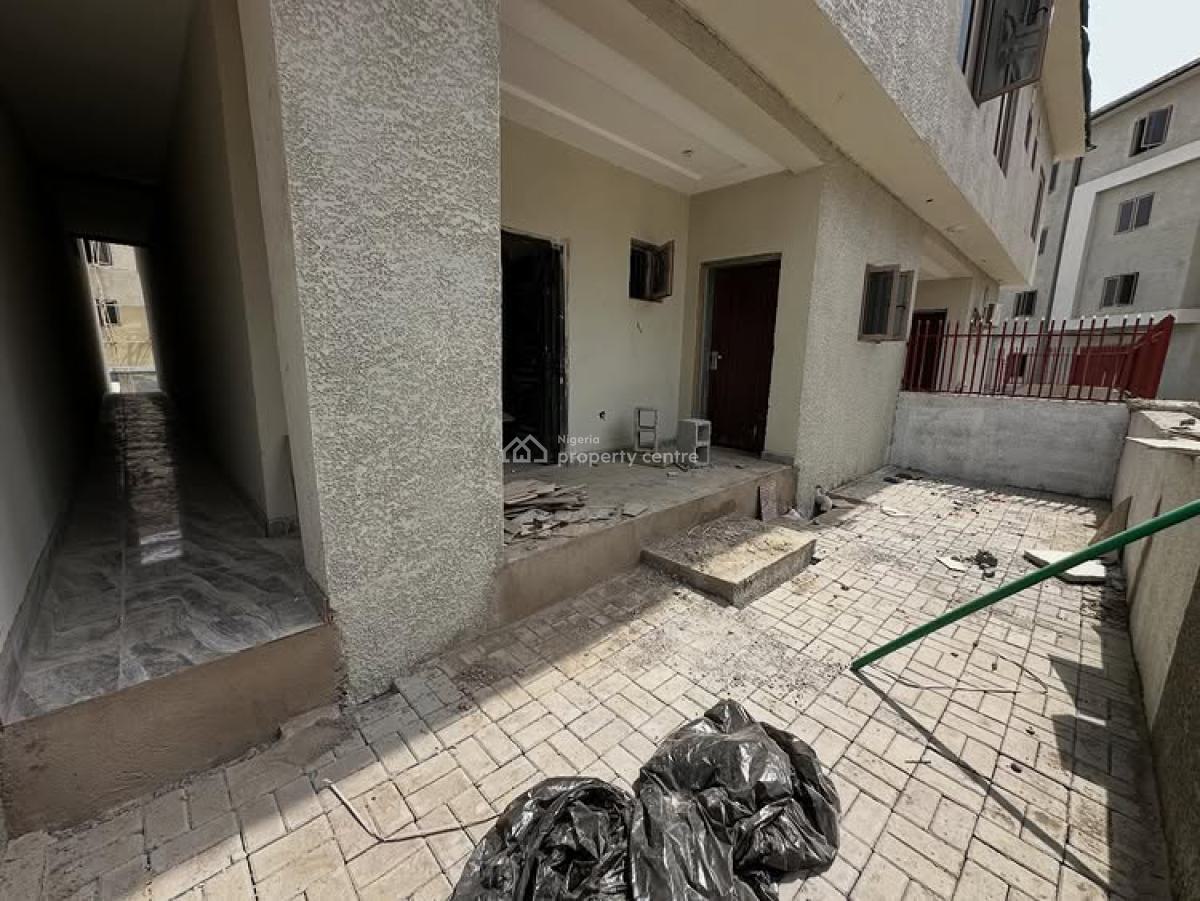 Pristine 3bedroom Semidetached Duplex with 2 Living Room and a Bq, Idu Industrial, Abuja, Semi-detached Duplex for Sale