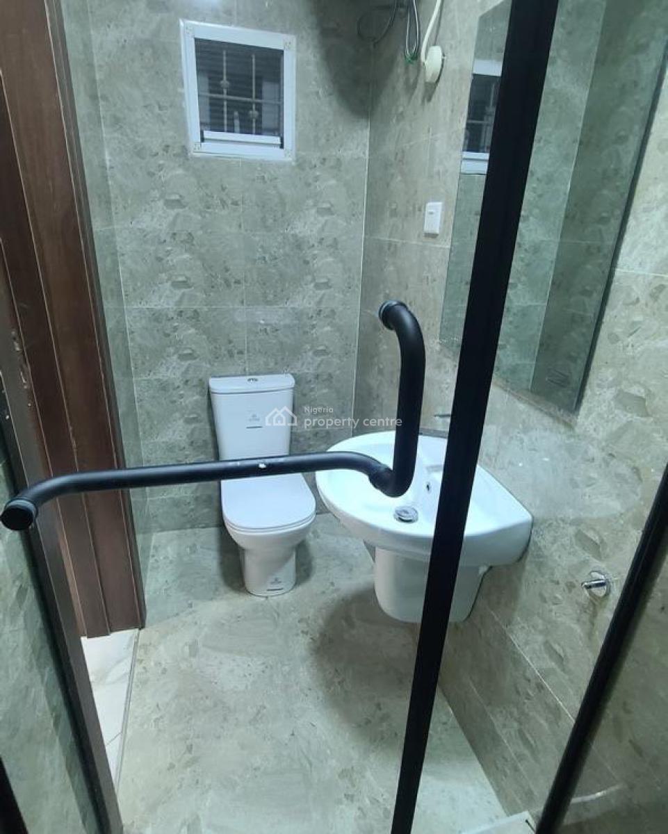 Serviced 2 Bedrooms Apartment with En-suite Rooms, Osapa, Lekki, Lagos, Flat / Apartment for Rent