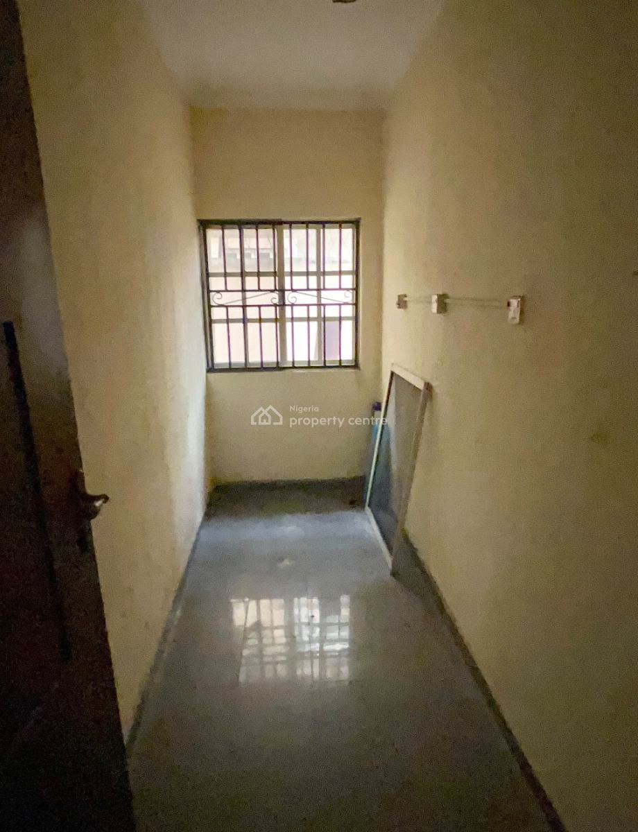 Spacious 4-bedroom Semi Detached with Two Bqs, Off Admiralty Way, Lekki Phase 1, Lekki, Lagos, Semi-detached Duplex for Rent