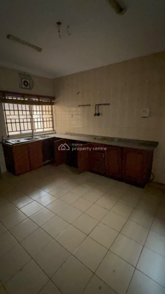 Spacious 4-bedroom Semi Detached with Two Bqs, Off Admiralty Way, Lekki Phase 1, Lekki, Lagos, Semi-detached Duplex for Rent