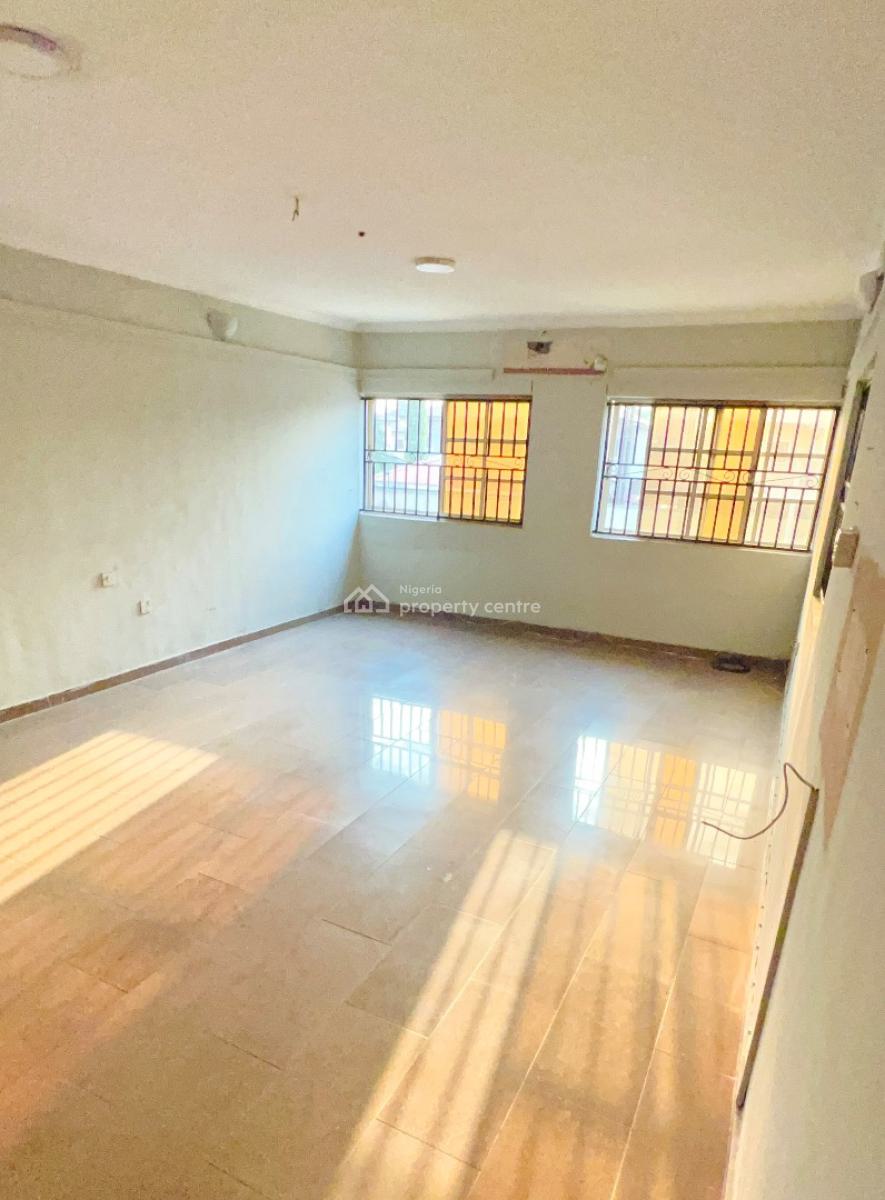 Spacious 4-bedroom Semi Detached with Two Bqs, Off Admiralty Way, Lekki Phase 1, Lekki, Lagos, Semi-detached Duplex for Rent