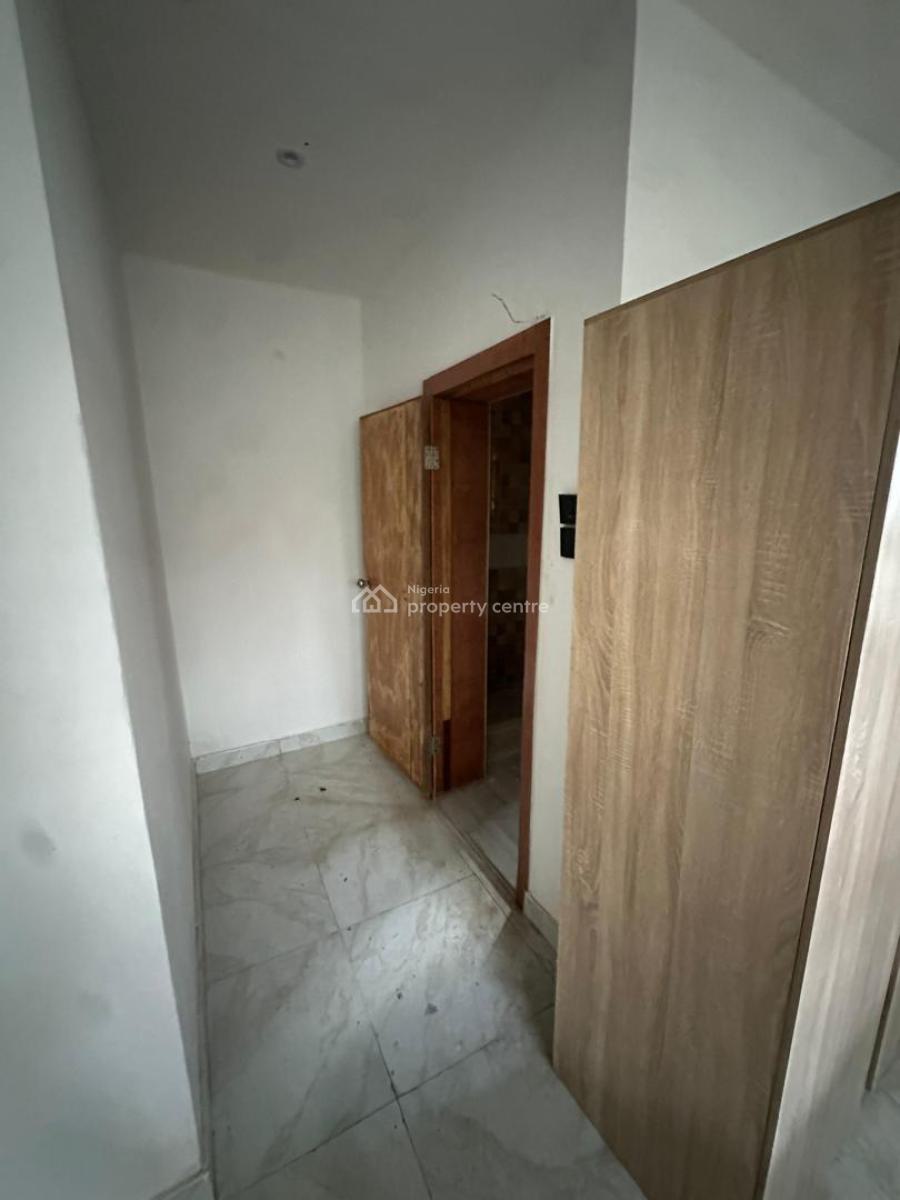 Luxury 1 Bedroom Apartment with Excellent Facility, Ologolo, Lekki, Lagos, Mini Flat (room and Parlour) for Rent