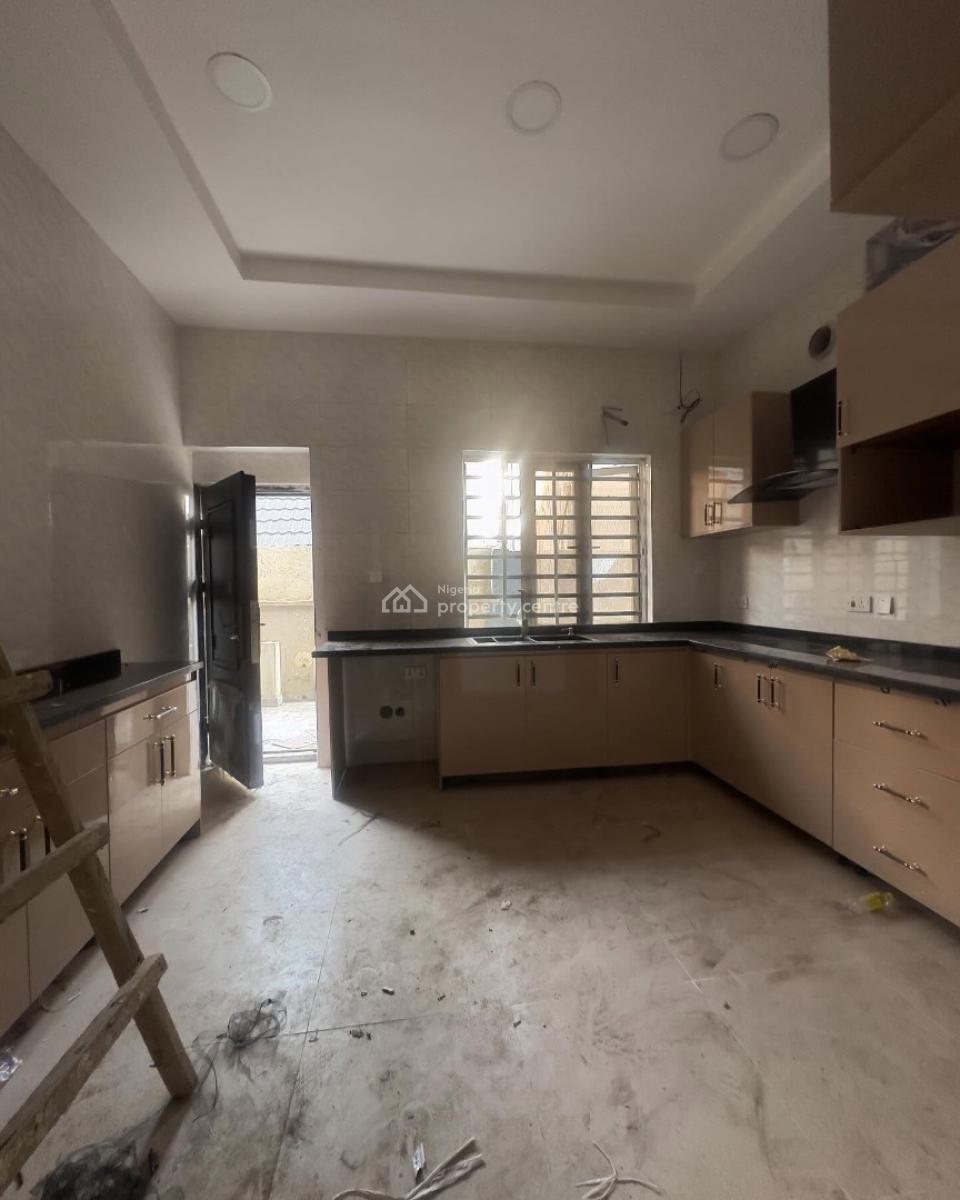 Serviced 4 Bedroom Terraced Duplex with Bq, Lekki Phase 1, Lekki, Lagos, Terraced Duplex for Rent