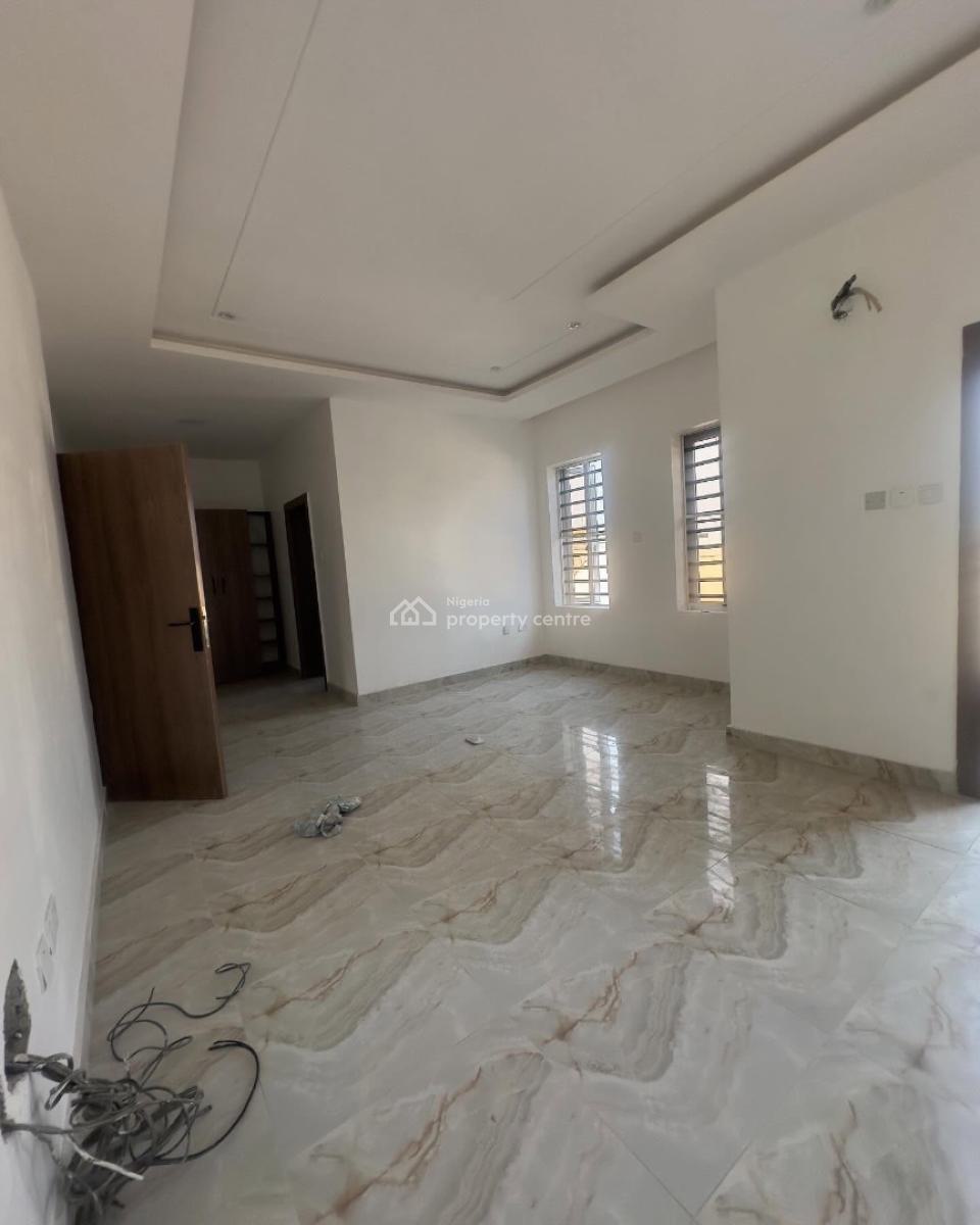 Serviced 4 Bedroom Terraced Duplex with Bq, Lekki Phase 1, Lekki, Lagos, Terraced Duplex for Rent