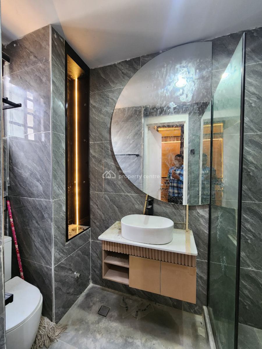 Luxury 2 Bedroom Furnished Apartment with Bq in a Secured Estate, Ikate, Lekki, Lagos, Flat / Apartment for Sale