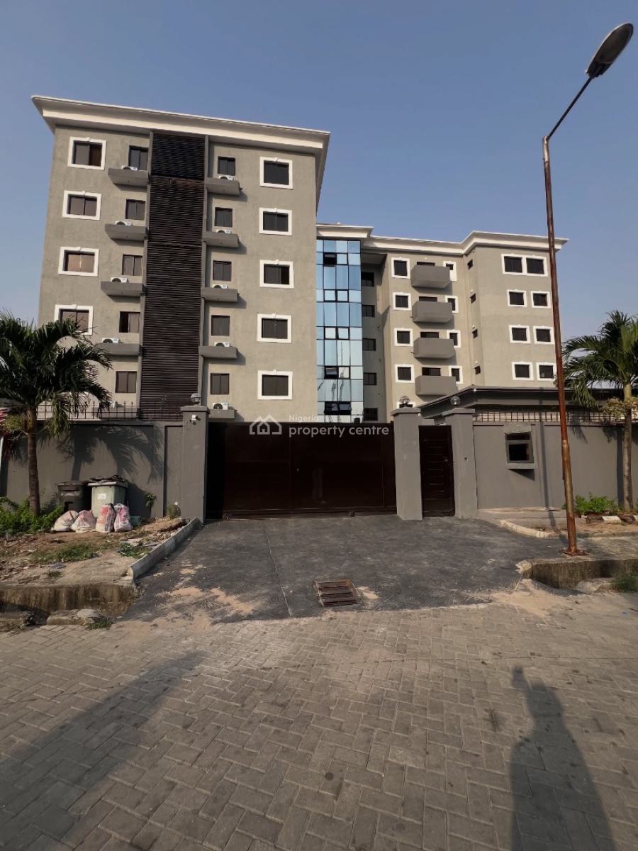 Serviced 3 Bedroom Apartment with Spacious Rooms, Lekki Phase 1, Lekki, Lagos, Flat / Apartment for Rent