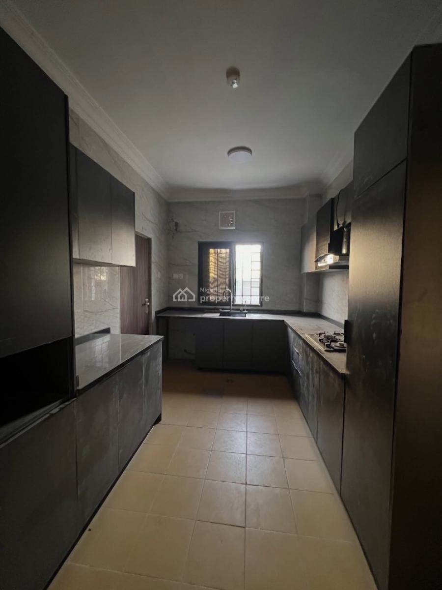 Serviced 3 Bedroom Apartment with Spacious Rooms, Lekki Phase 1, Lekki, Lagos, Flat / Apartment for Rent