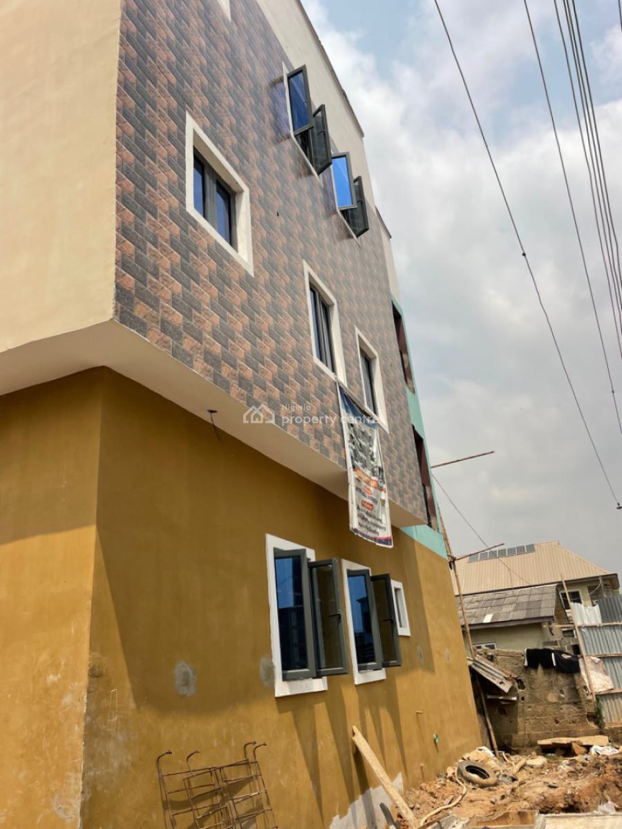 Newly Built Two Bedrooms Apartment, Pedro, Gbagada, Lagos, Flat / Apartment for Sale