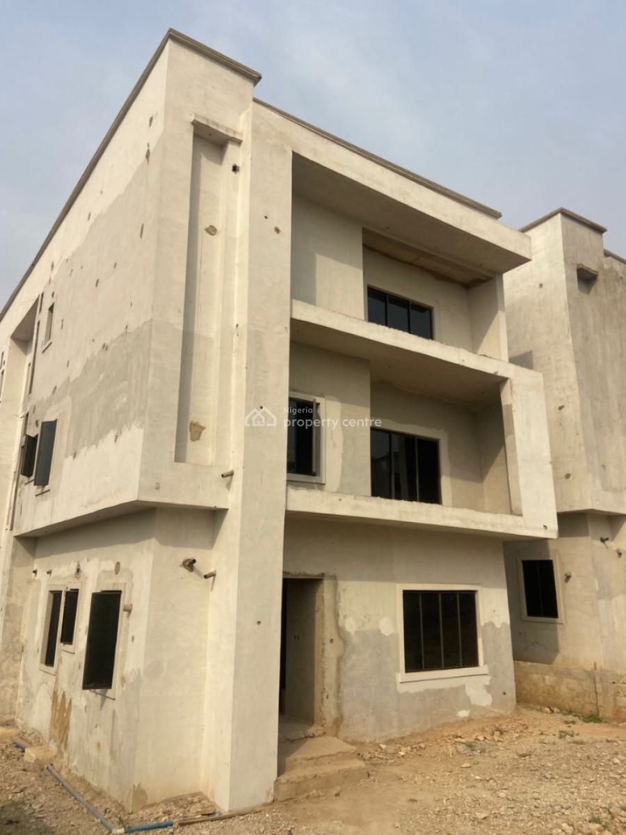 6 Bedroom Duplex with Elevator, 1 Visitors Room and 1 Bq, Guzape District, Abuja, Detached Duplex for Sale