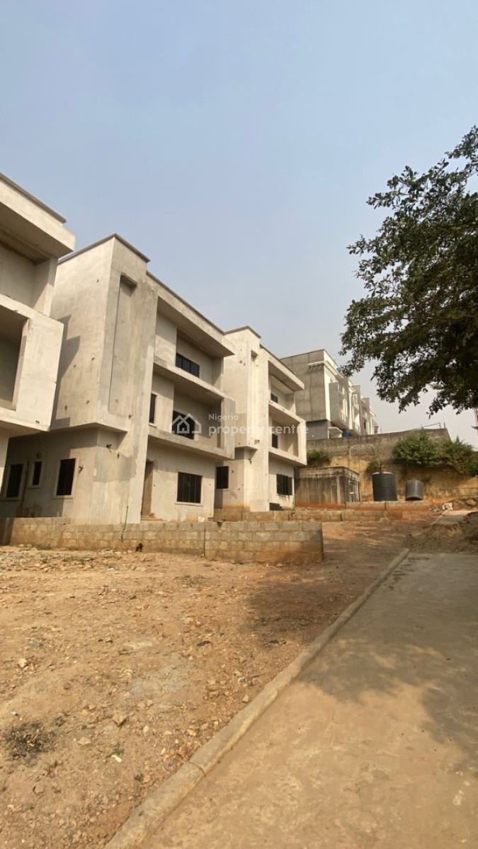 6 Bedroom Duplex with Elevator, 1 Visitors Room and 1 Bq, Guzape District, Abuja, Detached Duplex for Sale