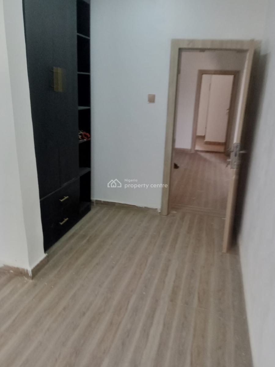 Spacious 3 Bedroom Flat, After Coza, Guzape District, Abuja, Flat / Apartment for Rent